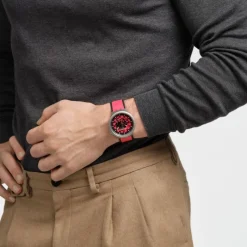 Big Bold IronySB07S110 - RED JUICY<Swatch Fashion
